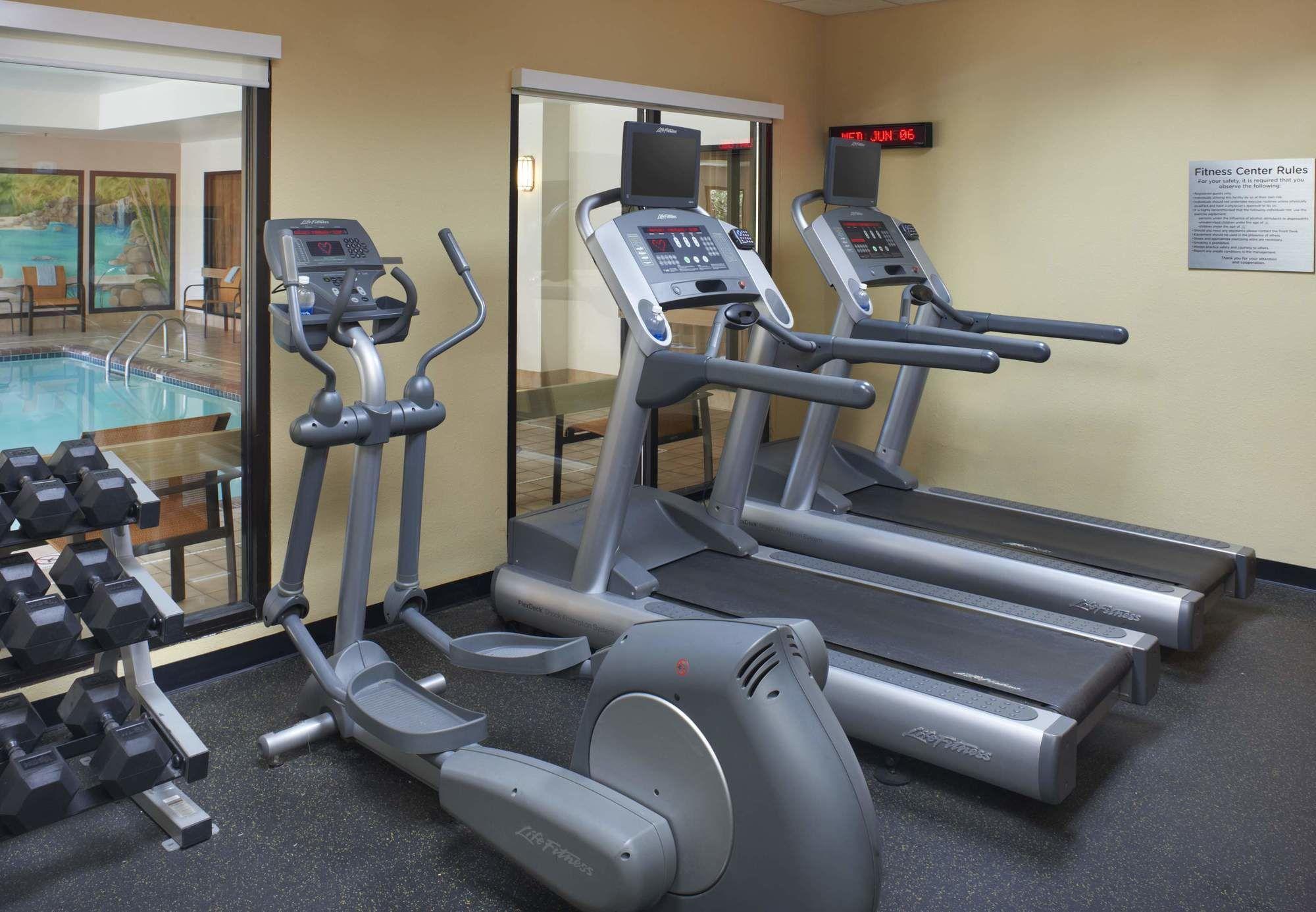 Courtyard Toledo Rossford/Perrysburg Hotel Luaran gambar