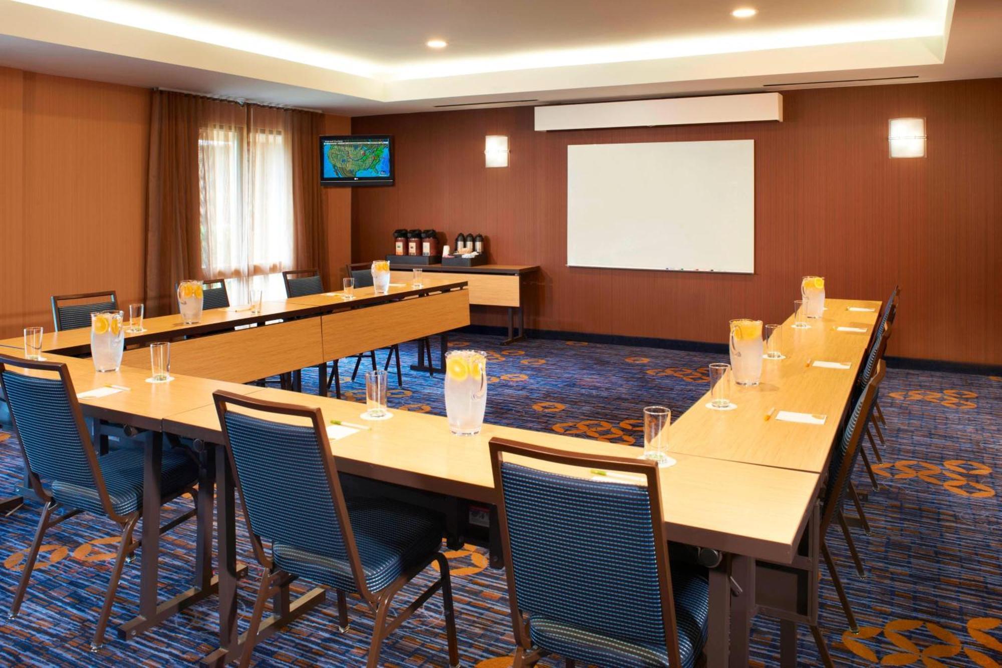 Courtyard Toledo Rossford/Perrysburg Hotel Luaran gambar